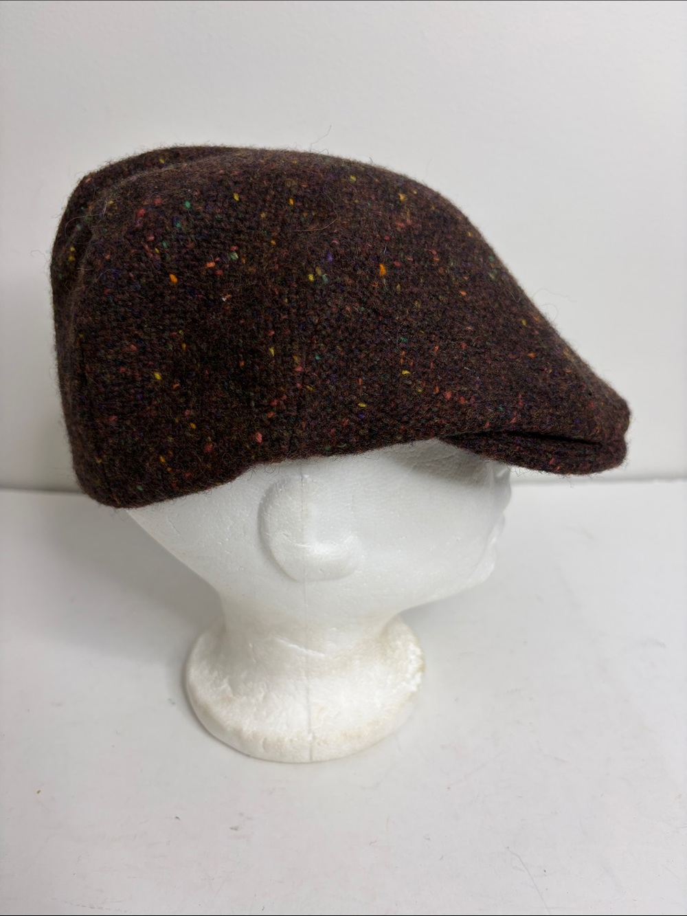 Donegal Tweed Flat Cap Mens 7 1/8 Brown Color Fleck Wool Classic Irish Hat